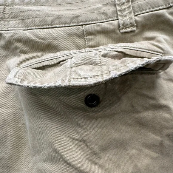 Converse One Star Shorts Men's Size 36 Khaki Flat Front Cotton Chino Casual - Picture 8 of 10
